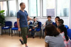 为什么选择环亚琅文英语学校学习？
